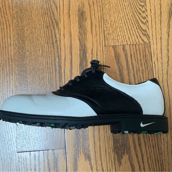 Nike golf Shoes - Picture 2 of 6